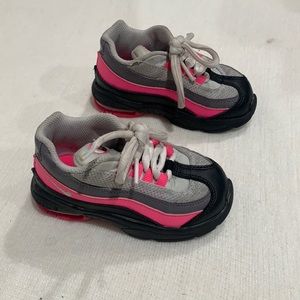 Nike Little Air Max 95 size 7C  Sneaker